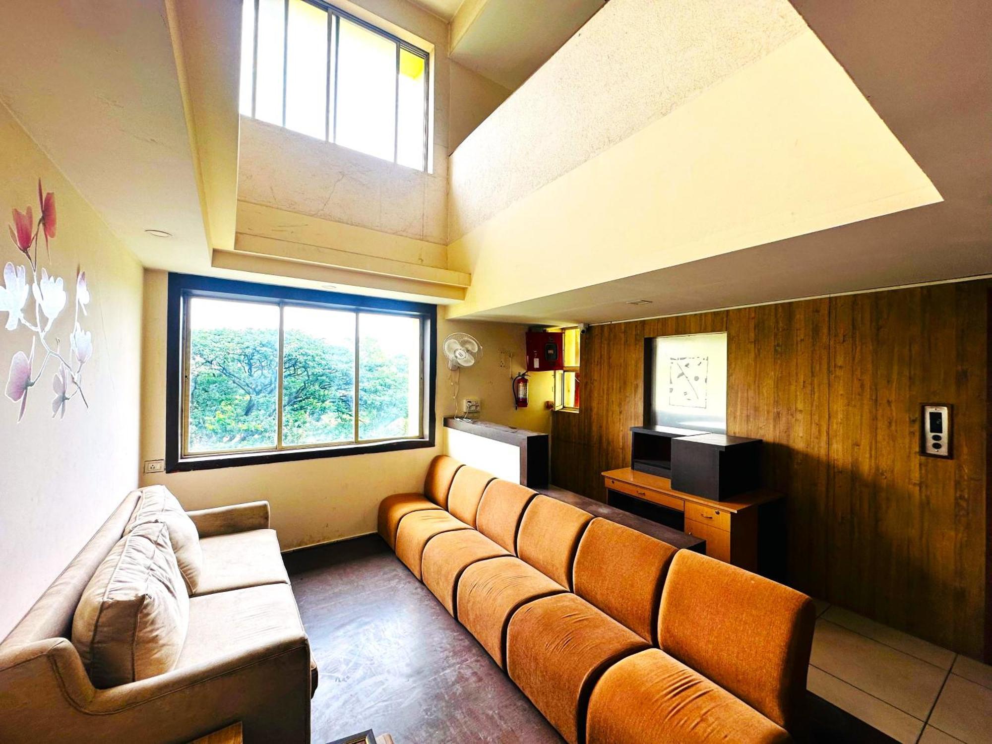 Aundh Elite Stay Pune Exterior photo